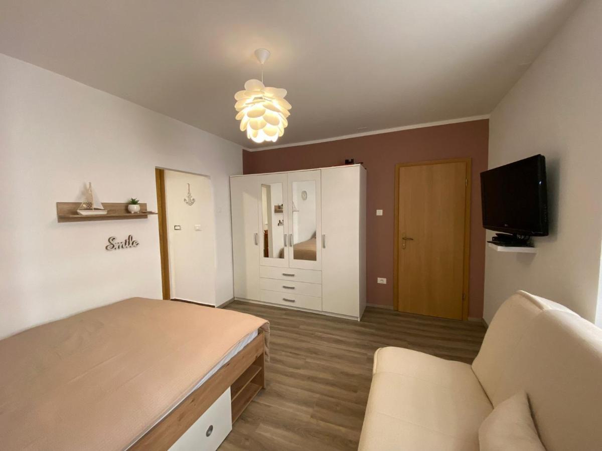 Apartma Pingo Capodistria Esterno foto